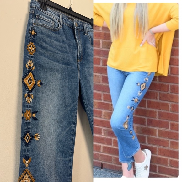 Meg Light Blue Cherokee Embroidered Side Cropped Jeans, Size 27 - Picture 1 of 10